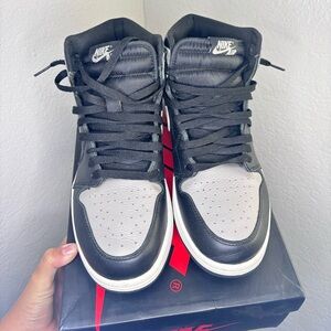 2018 air jordan 1 retro high OG “shadow”